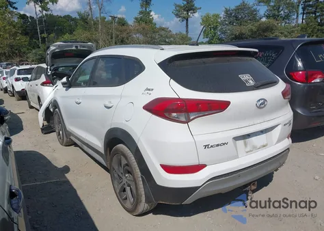 2017 Hyundai Tucson Sport z USA, uszkodzony, nr VIN KM8J3CA25HU374407